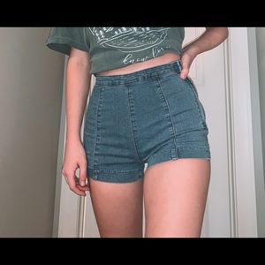 🦋h&m shorts! 🦋